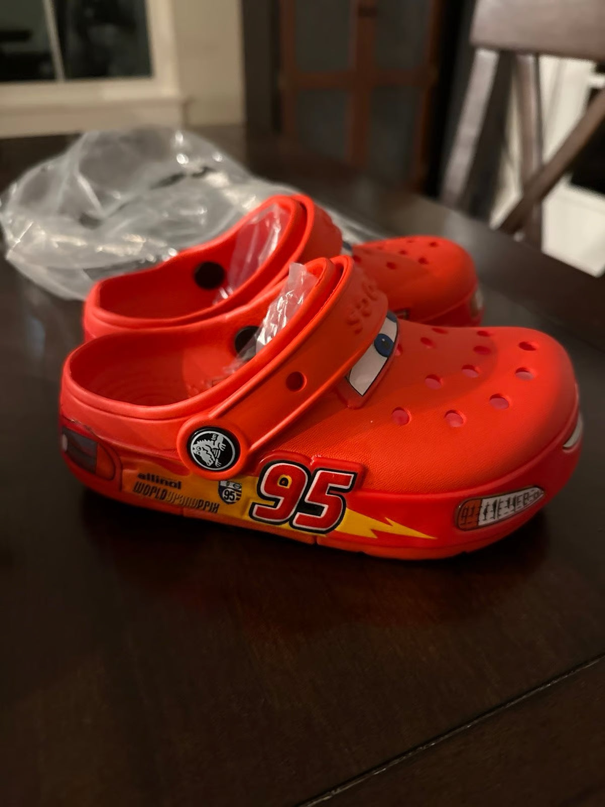 mcQueen Crocs